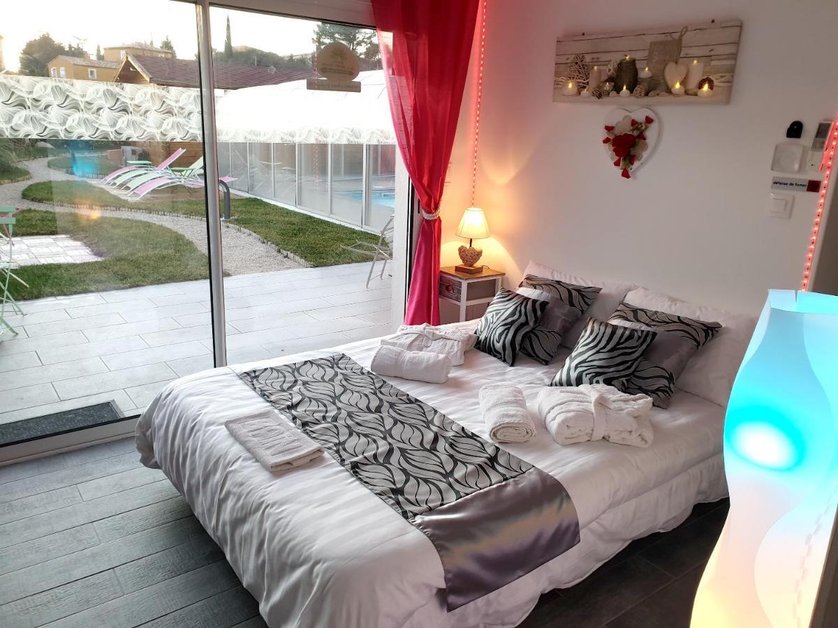 Appartement Elegant Avec Piscine Privee A Plan D'Aups Sainte Baume 55 M² Luaran gambar